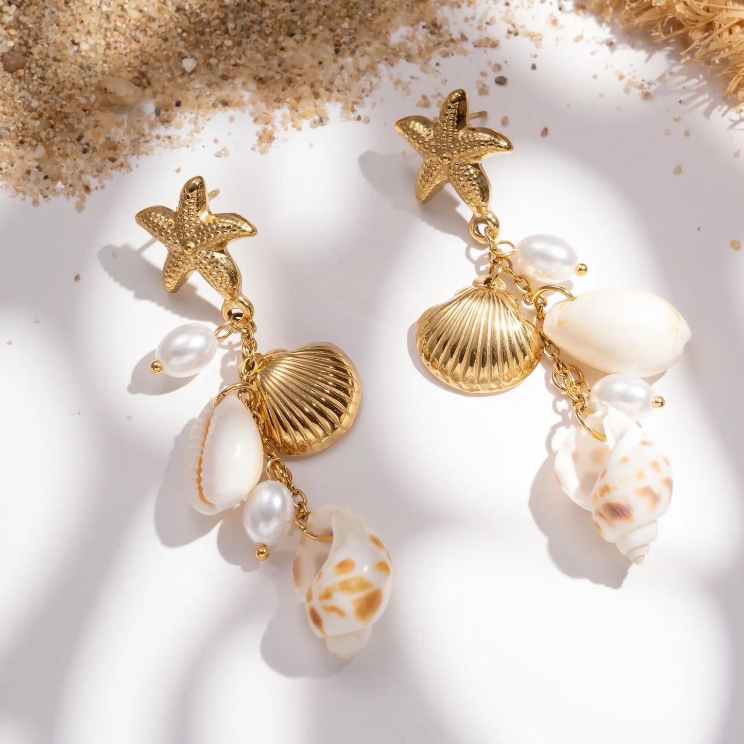 Boucles d’oreilles dorées étoile mer coquillages perles été